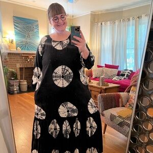 Anthropologie black + white tie dyed maxi dress with pockets in 2X